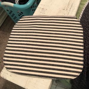 Thirty One Studio Flap